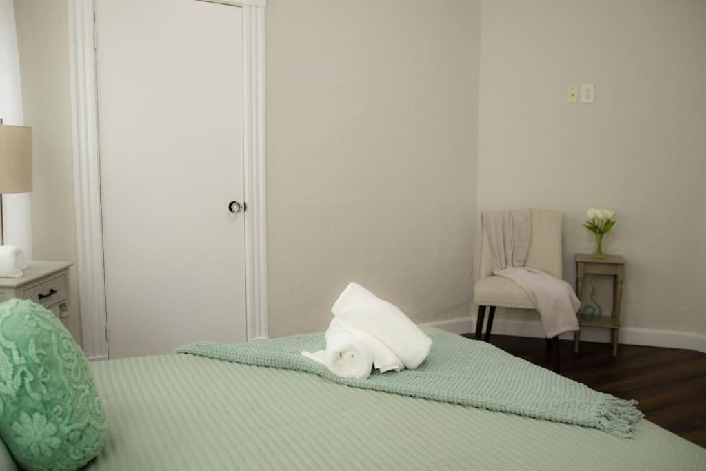 Apartamento Cozy Getaway Everett Exterior foto